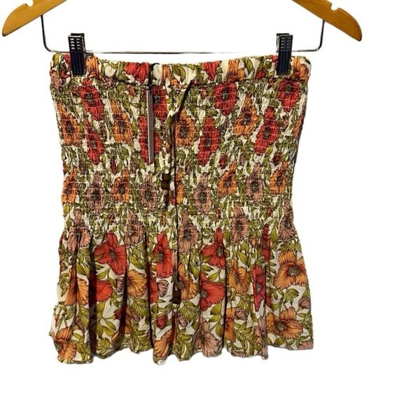 NEW Cupcakes & Cashmere Smocked Floral Mini Skirt – Women’s Small NWT - Picture 1 of 7